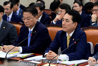 [포토] 정무위 참석한 박민식 국가보훈부 장관