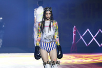 [포토] '꿈을 위해 도전하는 아름다움'...홀리넘버세븐 런웨이 1/3