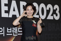 [포토] 2023 올해의 브랜드 대상, 올해의MC 수상한 박경림