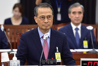 [포토] 정보위 시작 기다리는 김규현 국가정보원장