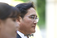 [포토] 공판 출석하는 이재용 삼성전자 회장 