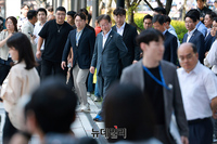 [포토] 단식13일차, 검찰 출석하는 이재명 대표