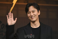 [포토] 도적 김남길, 베테랑 액션배우