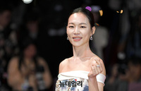 [포토] 한예리, 손가락 하트