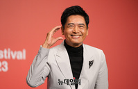 [포토] 주윤발 '장난끼 넘치는 큰형님'