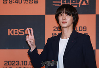 [포토] 잔나비 최정훈 "지구 위 블랙박스로 만나요"