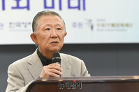 [포토] '한미동맹 70주년 학술대회' 축사하는 신철식 우호문화재단 이사장