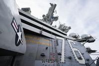 [포토] 한반도 찾은 美 로널드레이건 항공모함 