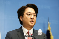 [포토] 현안관련 기자회견 하는 이준석 전 대표