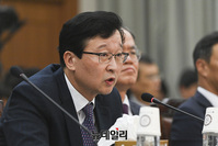 [포토] 2023 국감 '대장동 사건' 설명하는 송경호 중앙지검장 