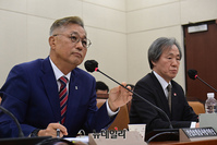 [포토] 국정감사 출석한 강중구 건강보험심사평가원 원장