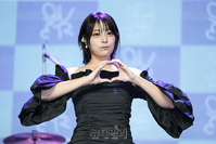 [포토] QWER 이시연, 경력직 신입