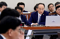 [포토] 경제관련 답변하는 추경호 부총리