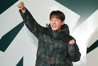 [포토] 무빙 봉석이 이정하, 날으는 포즈