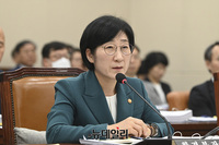 [포토] 2023 종합감사, 답변하는 한화진 환경부 장관 