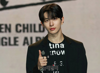 [포토] 골든차일드 최보민 "15개월 만에 컴백합니다"