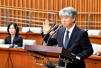 [포토] 증인선서 하는 이종석 헌법재판소장 후보자