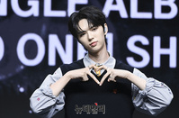 [포토] 엠퍼샌드원 브라이언, 설레는 아이컨택