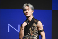 [포토] 엔티엑스 형진, 근육질 몸매 