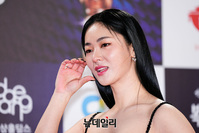 [포토] 청룡영화상 전여빈 '섹시한 볼하트'