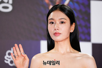 [포토] 청룡영화상 안은진 '투명한 피부'