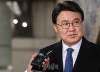 [포토] 울산시장 선거개입, 선고 공판 출석하는 황운하 민주당 의원