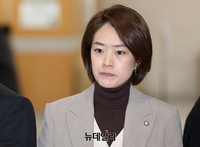 [포토] 울산시장 선거개입 의혹 1심 선고공판, 방청 온 고민정 의원