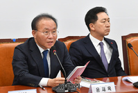 [포토] 현안 관련 발언하는 윤재옥 국민의힘 원내대표