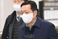 [포토] 공판 출석하는 정진상