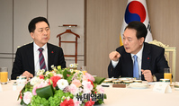 [포토] 국민의힘 지도부와 비공개 오찬 갖는 윤석열 대통령