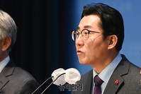 [포토] '경찰병원 아산건립 촉구' 기자회견하는 박경귀 아산시장