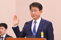 [포토] 증인선서하는 박상우 장관 후보자 