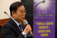 [포토] 미디어 알바트로스상 시상식, 축사하는 박성중 의원