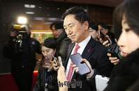 [포토] 본회의장 나서는 김기현 전 대표 