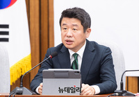 [포토] 원내대책회의, 발언하는 유의동 정책위의장 