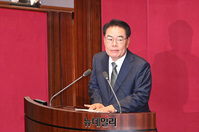 [포토] 백재현 신임 국회 사무총장 