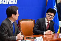 [포토] 이재명 민주당 대표 예방한 한동훈 국민의힘 비대위원장 