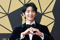 [포토] 배우 이준기, 손하트