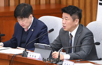 [포토] 경제정책방향 당·정협의회, 인사말하는 유의동 정책위의장 