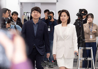 [포토] 소통관 기자회견장 찾은 이준석·허은아