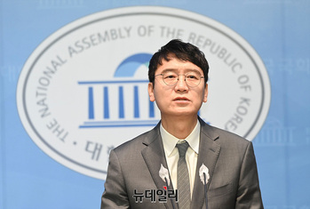 [포토] 김웅 국민의힘 의원, 총선 '불출마' 선언