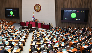 [포토] '한국판 나사' 우주항공청 특별법, 본회의 통과