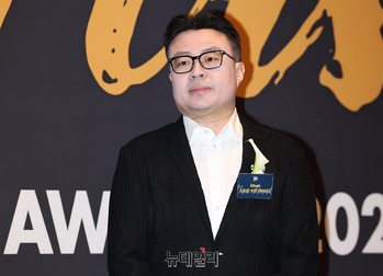 [포토] 스우파2, 퍼스트브랜드 서바이벌 프로그램 부문 대상 수상