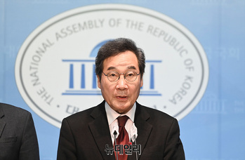 [포토] 이낙연, 더불어민주당 '탈당' 선언