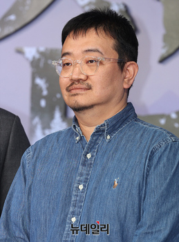 [포토] 넷플릭스 시리즈 '선산' 기획·각본 맡은 연상호 감독