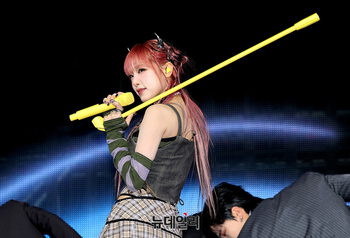 [포토] 솔로데뷔 2주년 앞둔 '예나'... '굿모닝'으로 컴백