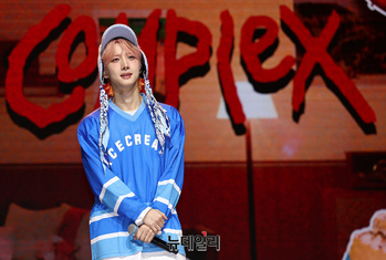 [포토] 솔로 데뷔하는 후이 "컴플렉스는 날 만든 단어"
