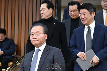 [포토] 입장하는 국민의힘 원내대표 지도부