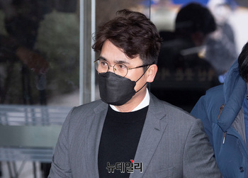 [포토] 영장심사 출석하는 장정석 전 기아타이거즈 단장