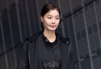 [포토] 서울패션위크 윤소이, 올 블랙 패션 